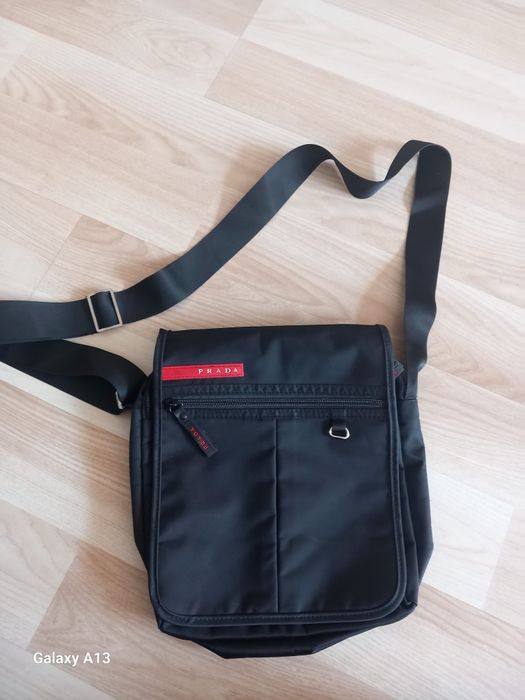 Prada torba listonoszka nylon
