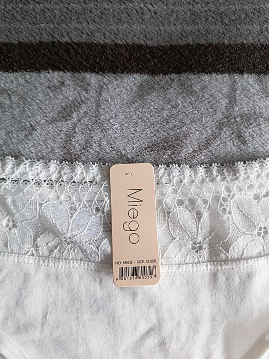 Majtki damskie XL/XXL - NOWE