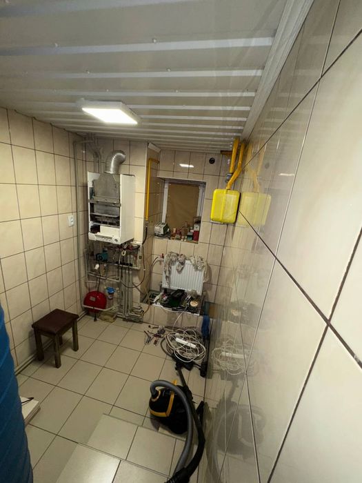 Дом на Ясногорке 4 комнаты до 6 человек не более.