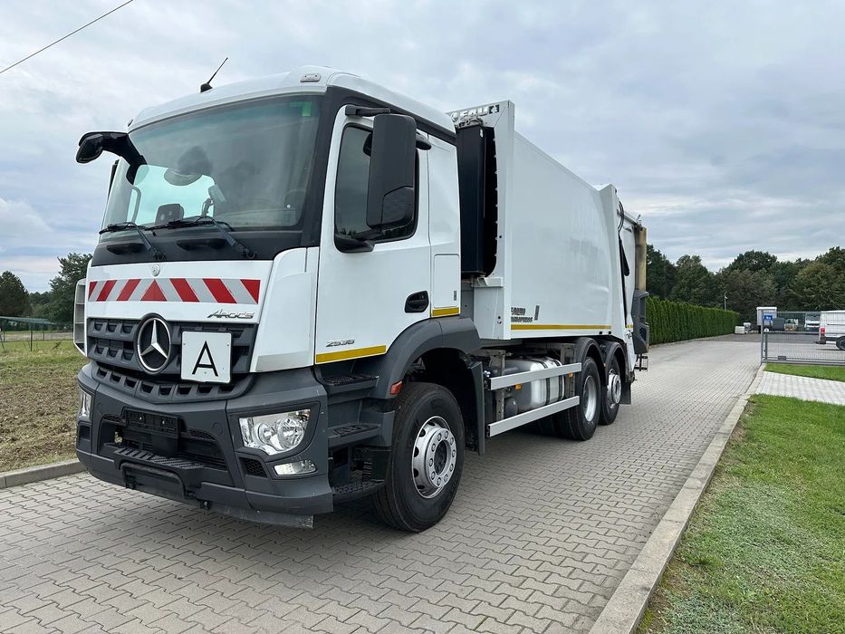 Mercedes-Benz Mercedes-Benz AROCS 2536 Faun Euro 6 Smieciarka  Mercedes-Benz AROCS 2536 Faun Euro 6 Smieciarka