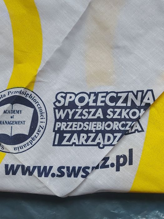 chusta bandamka biała  z nadrukiem NOWA