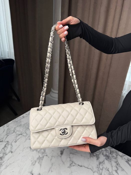 Chanel Classic 23 Flap Caviar Leather Ivory with Silver Hardware