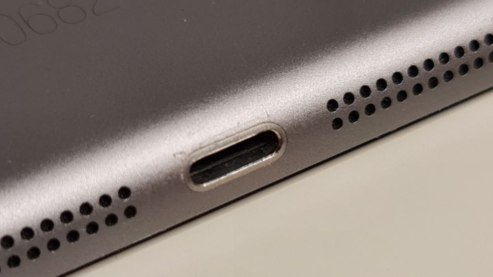 Apple IPad Air LTE A1475 16Gb Tablet Gwiezdna Szarość BDB