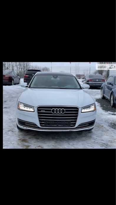Audi a8 long 3.0 бензин  d4