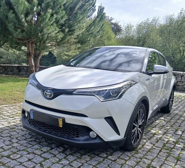 Toyota    C - H R