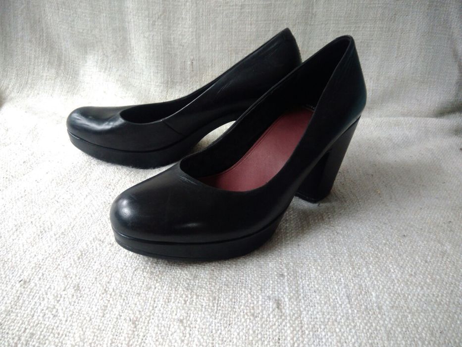Buty Vagabond czarne czółenka skóra rozmiar 40 klasyk