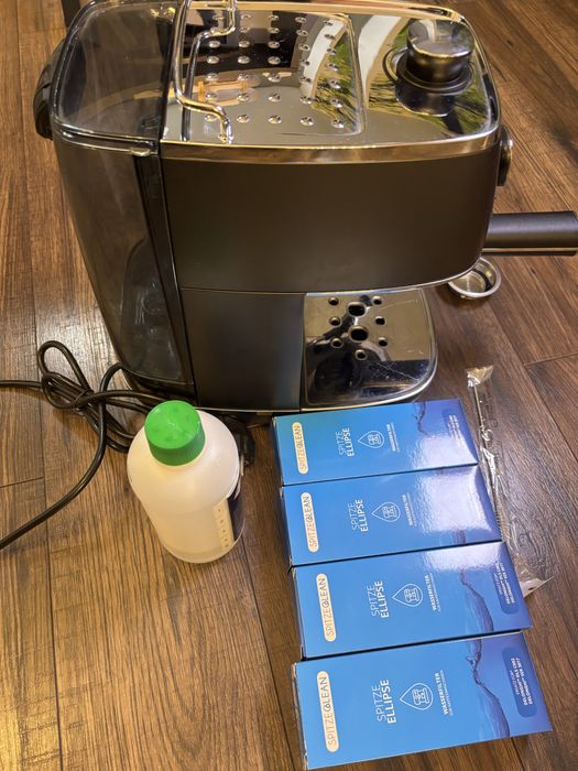 Ekspres kolbowy De’Longhi ECI341 Scultura - stan bardo dobry