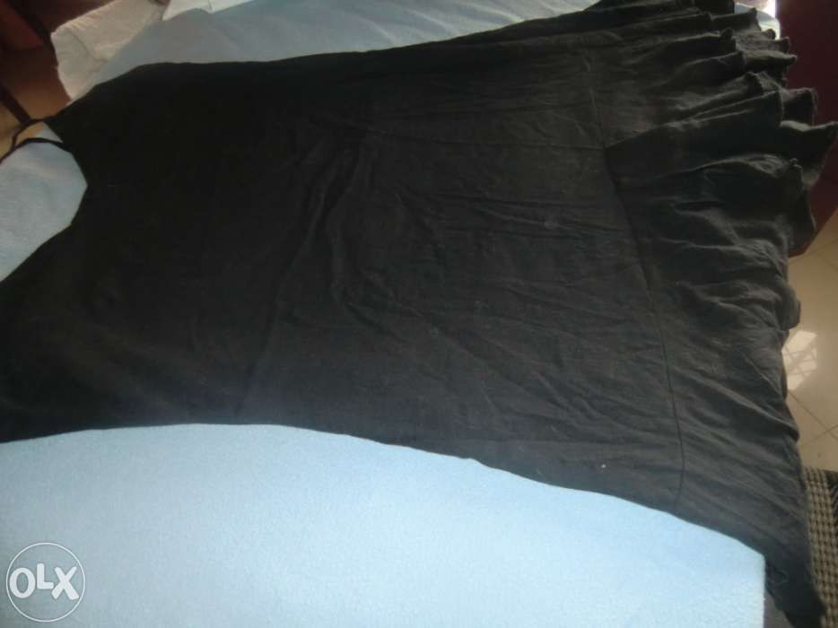 Vestido preto T.S