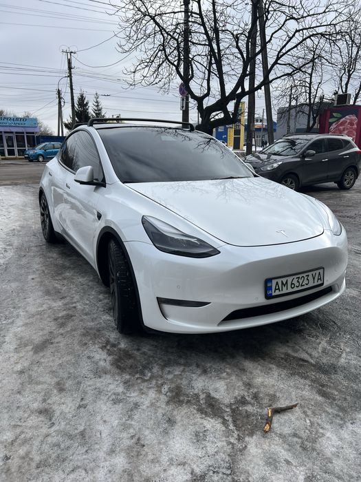Tesla model Y Performance 2022