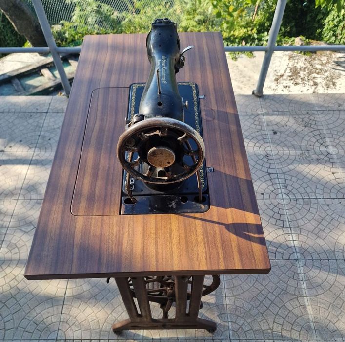 Máquina de Costura Singer antiga