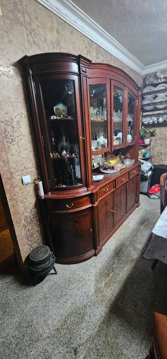 Cristaleira madeira maciça