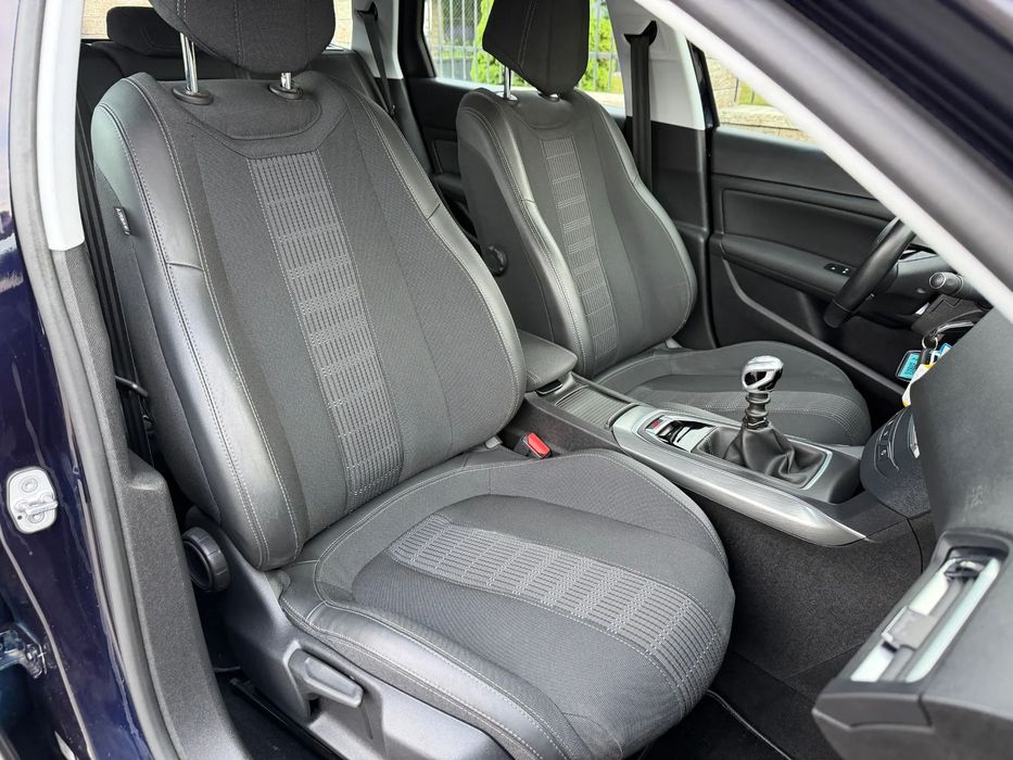 Peugeot 308 2019r. 1.5hdi 130km SW  LIFT chromy Navi opłacony