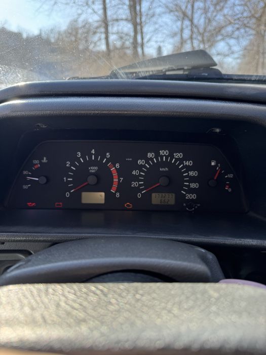 Автомобіль ВАЗ 2115