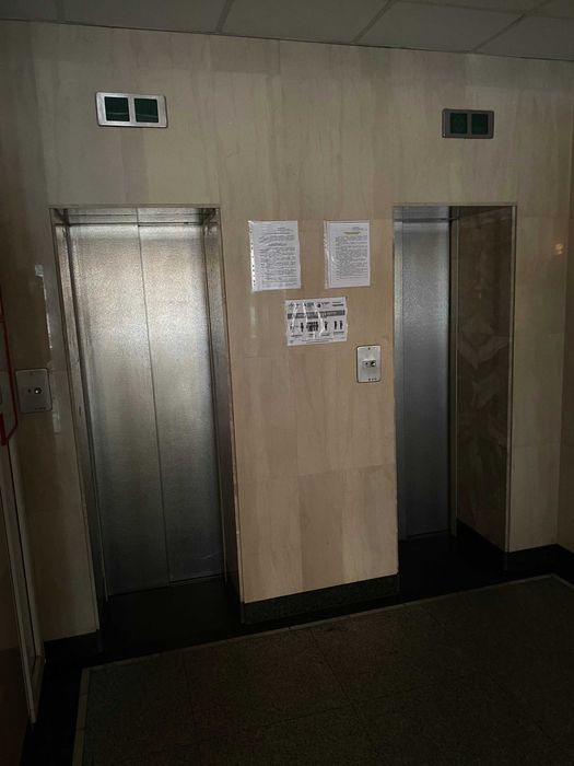 Адміністративна будівля - м. Кременчук, Полтавська обл.