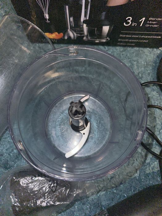 Блендер Redmond на запчастини