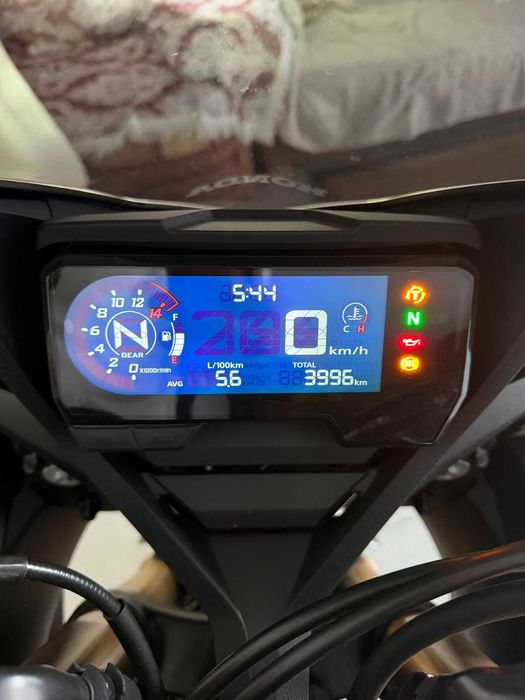 Honda CBR650R — Full Power — Excelente estado