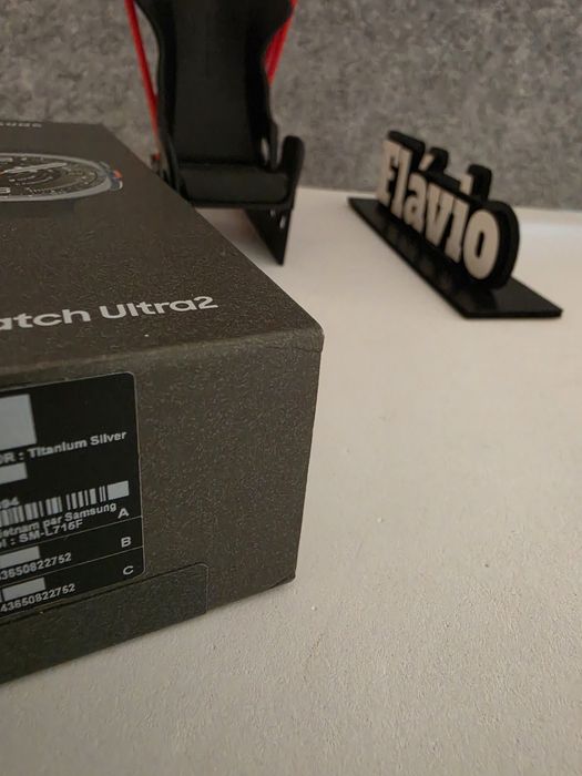 Troco/Vendo Samsung Watch Ultra 2 Titanium Silver selado