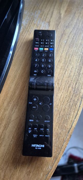 TV HITACHI em bom estado
