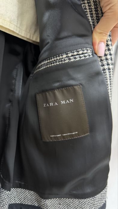 Пальто Zara чоловіче з шерсті 40 розмір