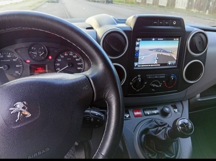 Carrinha Peugeot Partner — photo 5