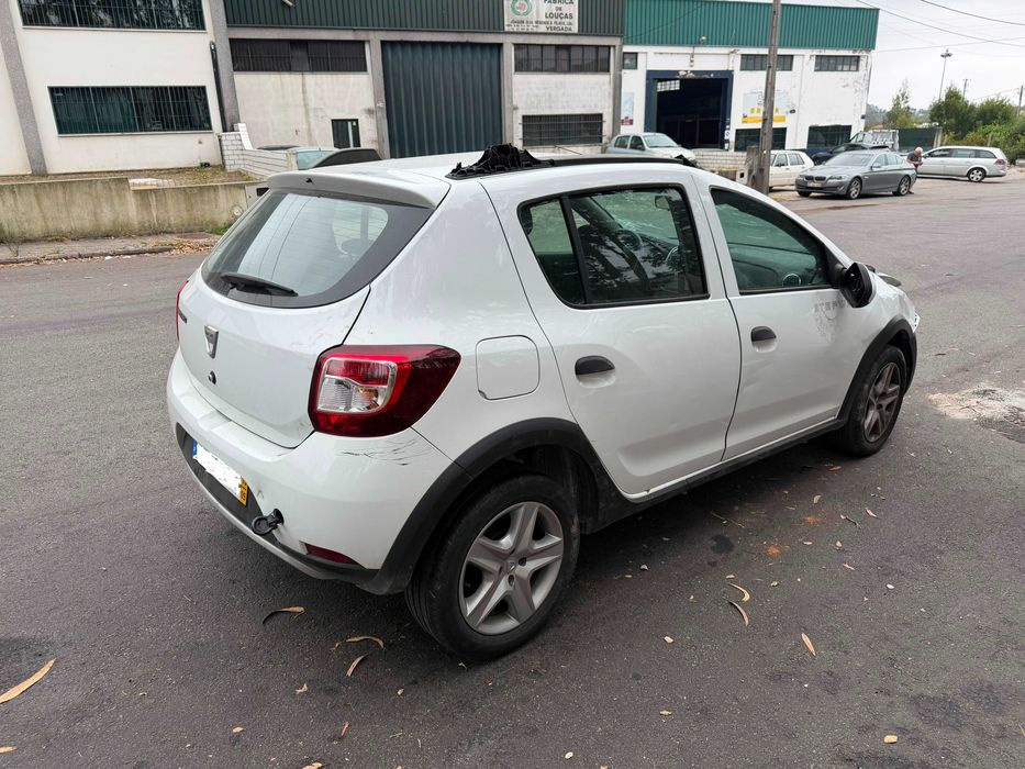 DACIA Sandero 0.9 TCE Salvado