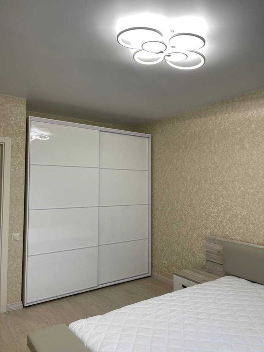 1кімнатна гарна квартира в новобудові з ремонтом на Рокосовського