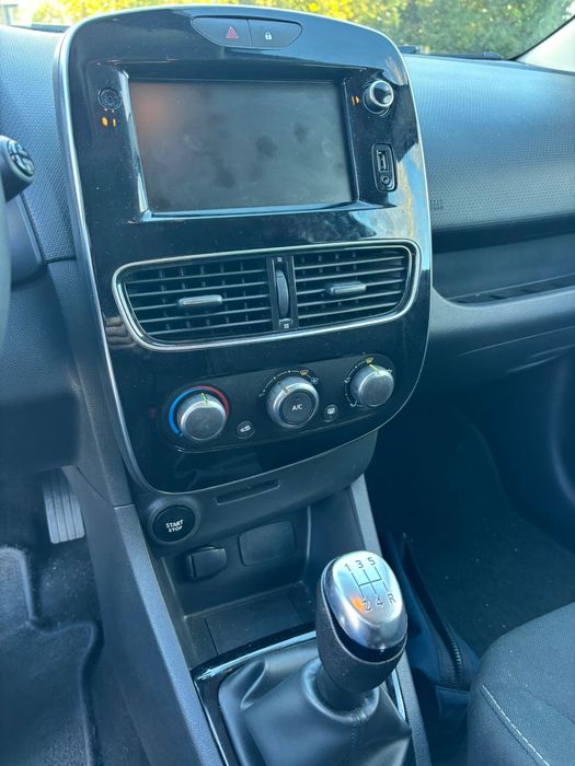 Renault Clio Sports Tourer TCe