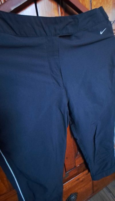 damskie sportowe spodnie Nike rozmiar XS 34
