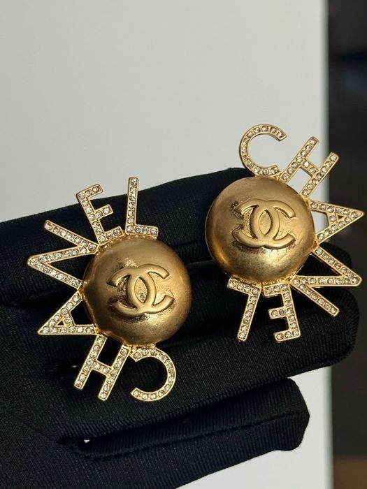 Брендові кліпси Chanel