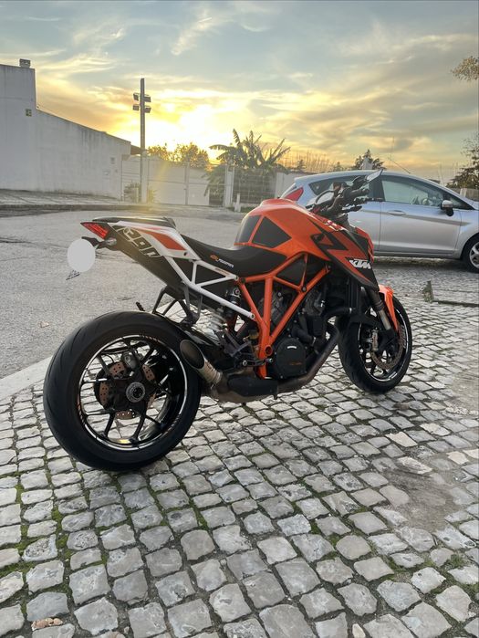 KTM 1290 Super Duke R