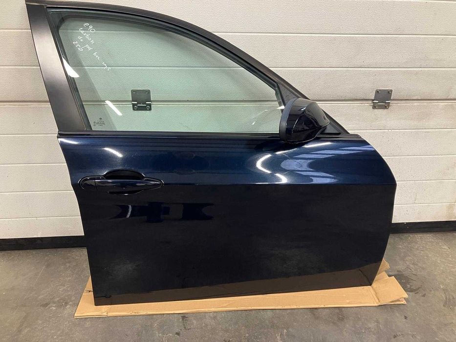 BMW E90 E91 drzwi prawe przednie w kolor 416 Carbon Schwarz przód