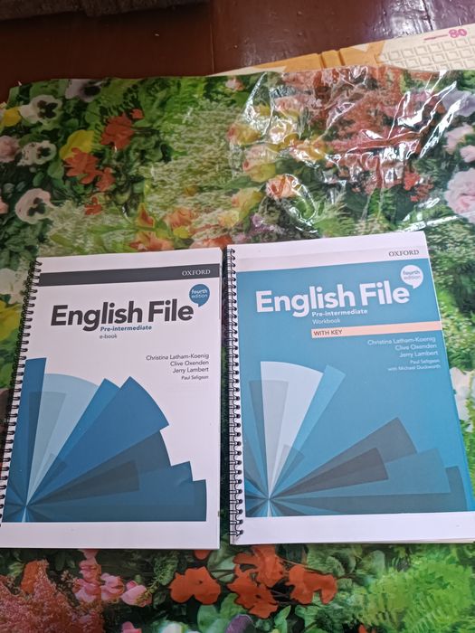 english file pre intermediate - купити книги, журнали - Ціна на OLX.ua