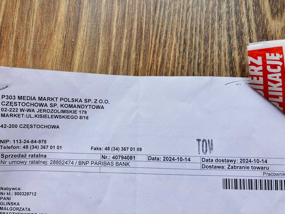 Smartfon OPPO Reno 12 5G z ładowarką bezprzewodową