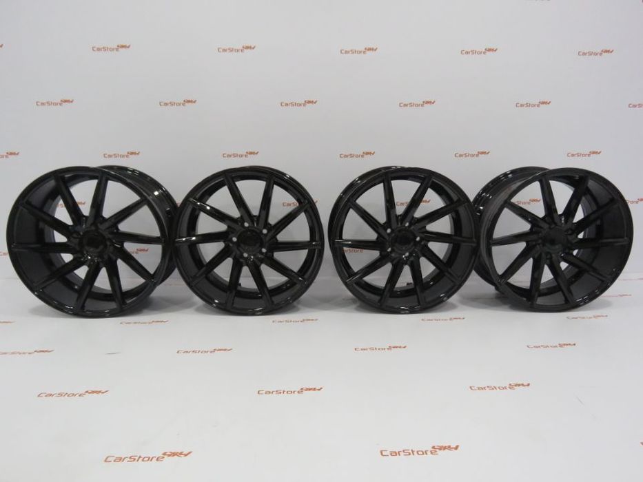 Jantes Look Vossen CVT 18 x 8 et 40 5x112 Preto Brilhante