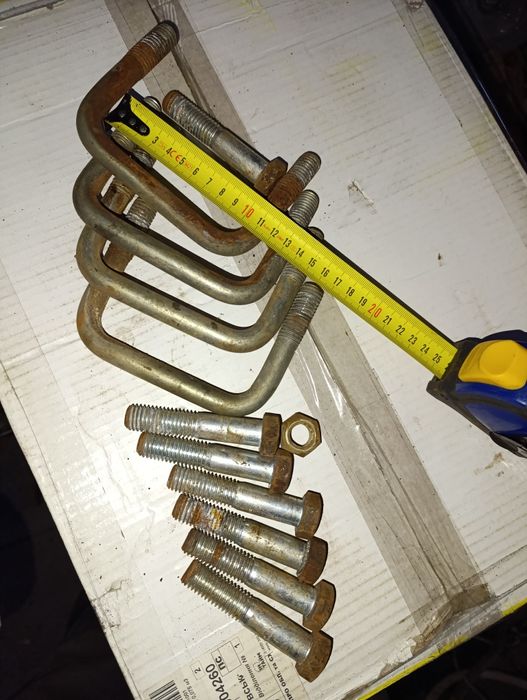 Продам колеса прикатка.Вали на дискову.Стремянки болти.