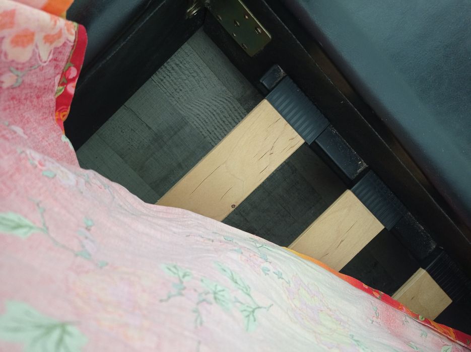 Cama preta ecopele grande