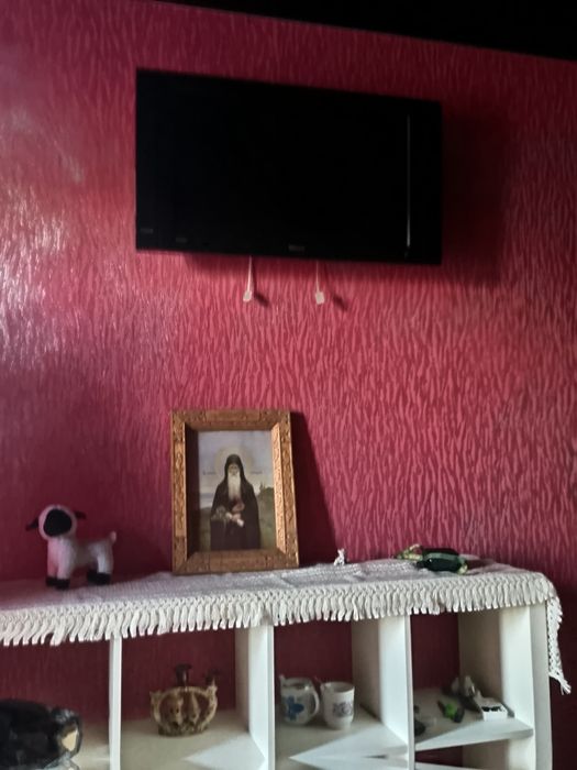 Пів будинку під бізнес не дорого