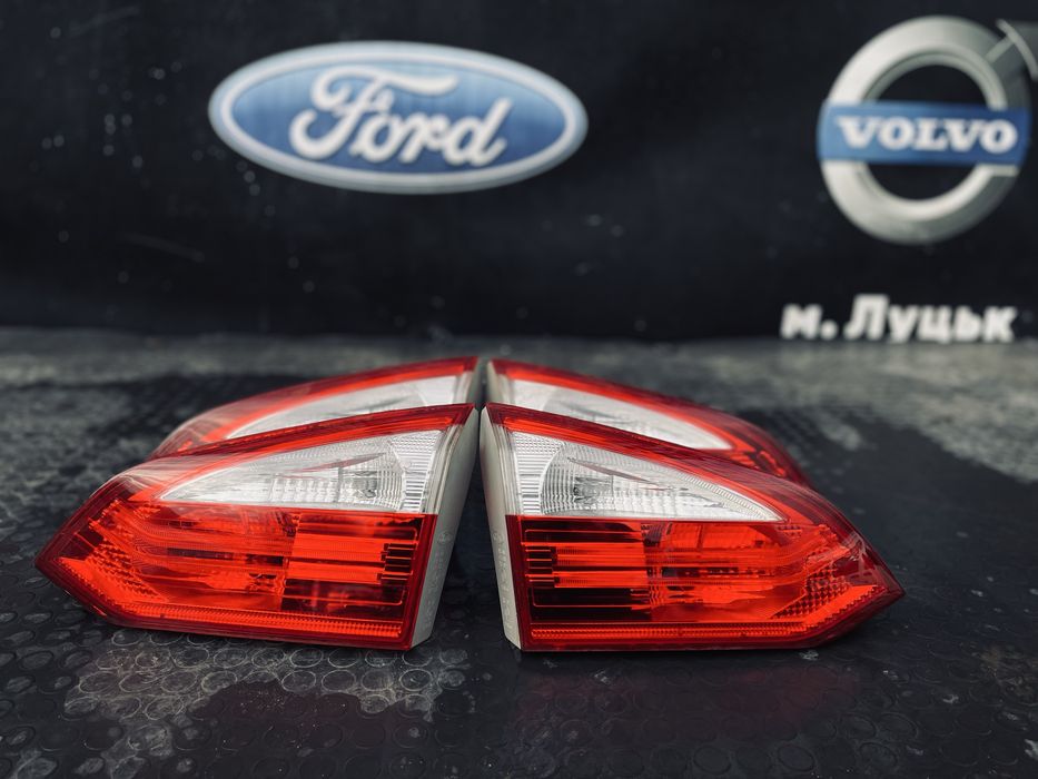 Стоп Форд Фокус 3 Ліхтар Ford Focus 3 Фонарь в ляду Универсал Розборка