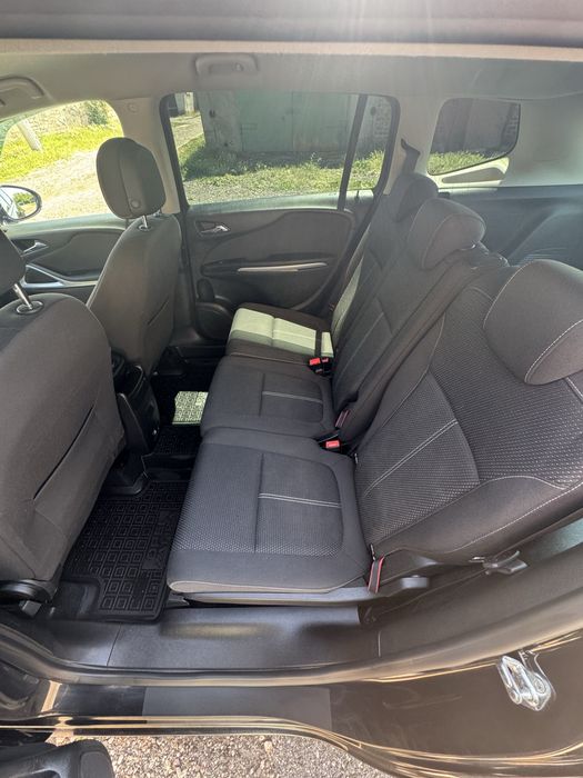Opel zafira tourer