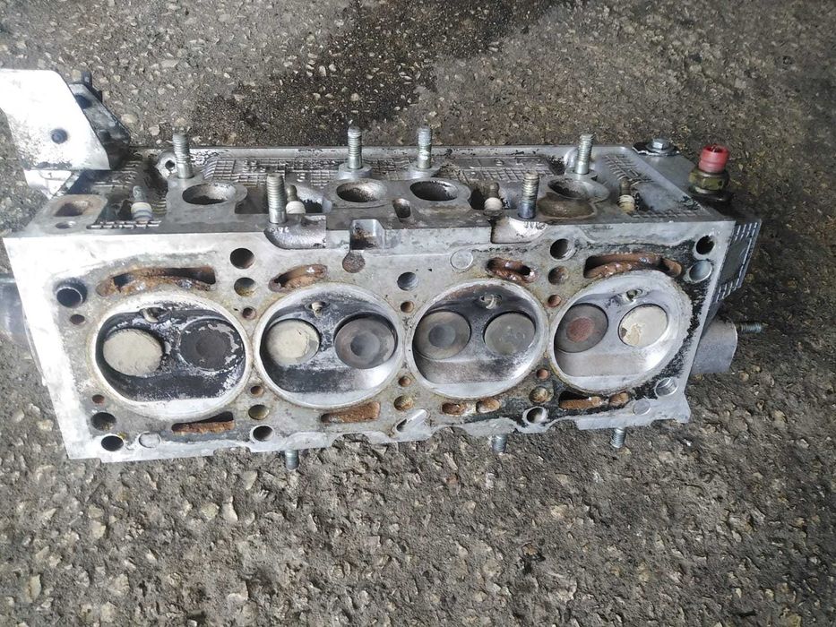 Cabeça do Motor Fiat Punto 1.2 a Gasolina de 8 Válvulas de 1998