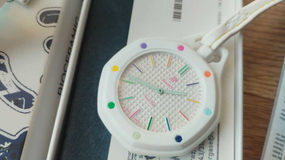 Zegarek automat Audemars Piguet x Swatch Royal Pop ceramika