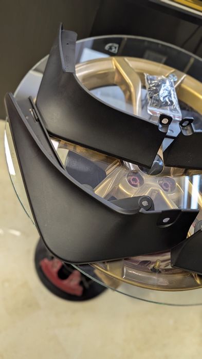 Бризковики Tesla model 3 tesla Y tesla S tesla X брызговики до тесла