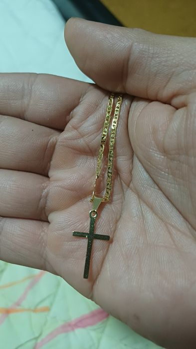 Fio crucifixo  e fio em aço