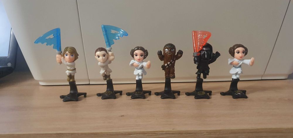 Figurki Star Wars - jajko niespodzianka