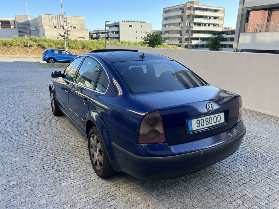 Volkswagen Passat 1.9 TDI PD 130 cv | 2003 | Teto de Abrir | AC Automático