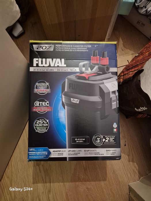 Aquário com tartaruga