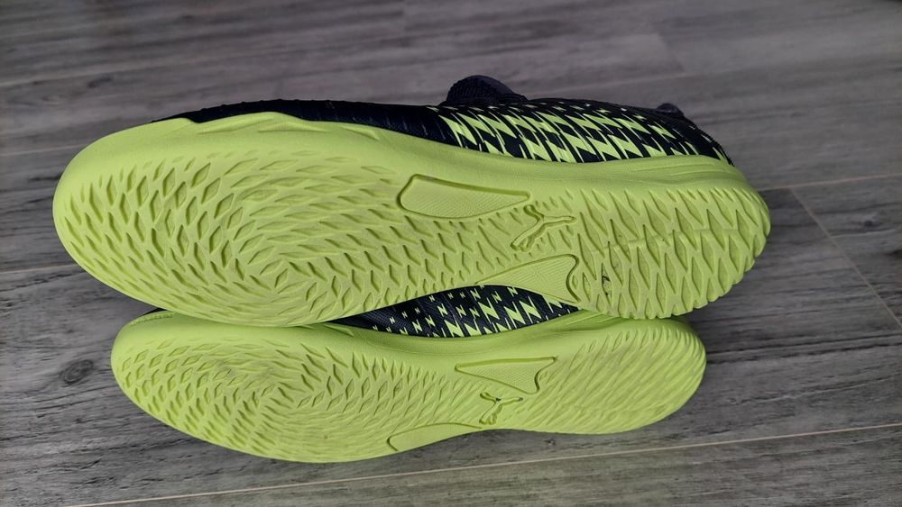 Halówki Puma r.37