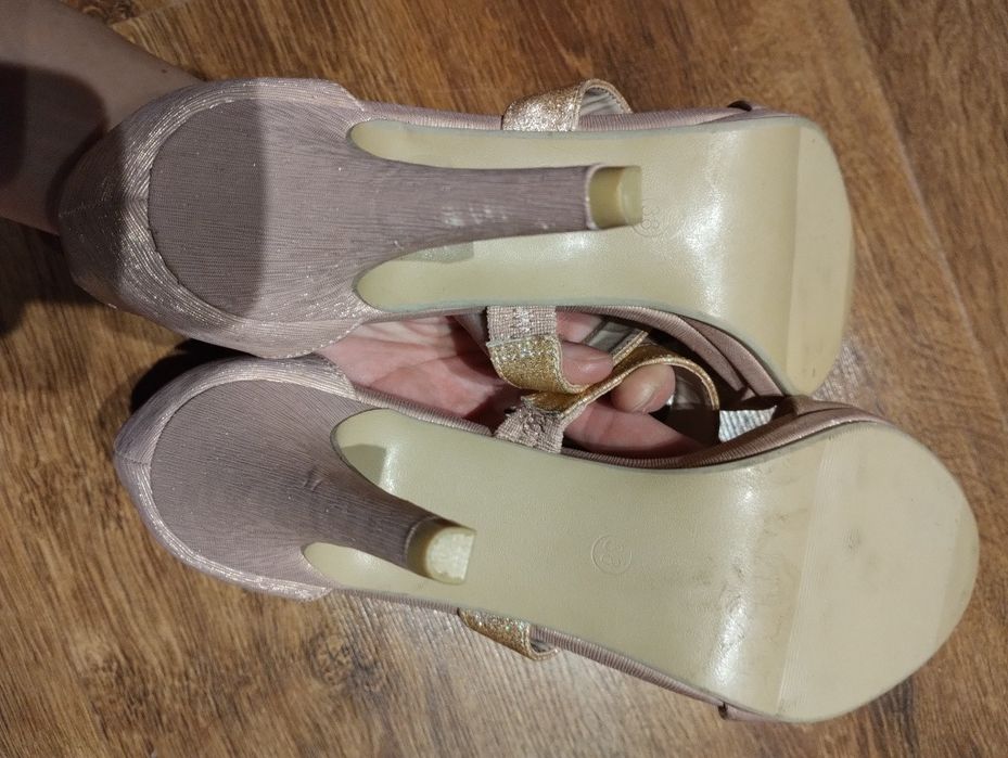 Sandałki damskie szpilki błyszczące paski Bello Star rozm 38