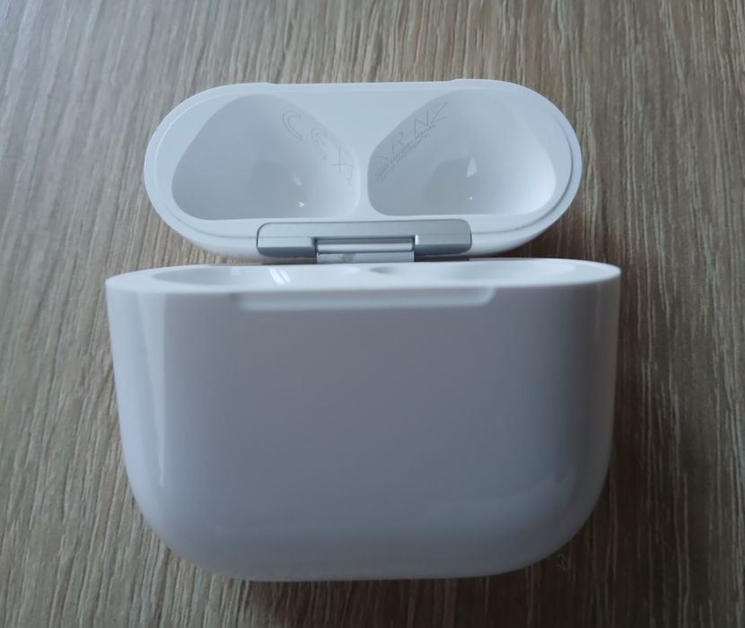 Кейс Apple AirPods 4Gen (a3059)