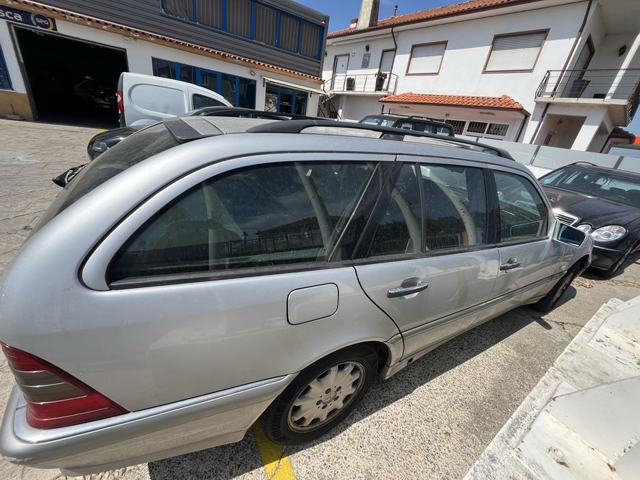 Mercedes 220c Elegance 1999 (avaria)